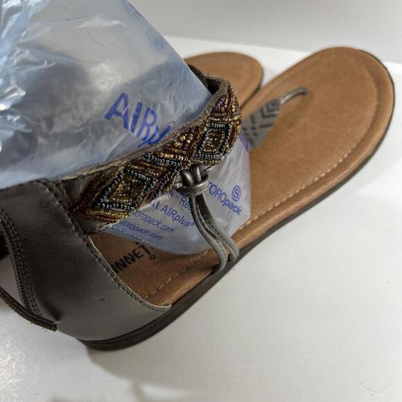 Minnetonka Sandals Womans 9 Beaded Flats Leather Brown Ankle Thong Bohemian - Picture 4 of 9